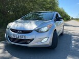 Hyundai Elantra-2