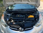 Hyundai Elantra-6