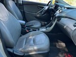 Hyundai Elantra-12