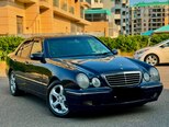 Mercedes E 270-1
