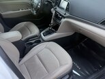 Hyundai Elantra-14