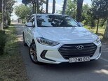 Hyundai Elantra-6