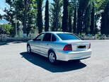 Opel Vectra-6