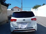 Kia Carnival-2