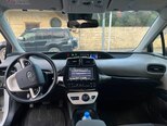 Toyota Prius-17