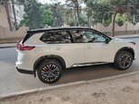 Nissan Rogue-6