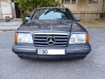 Mercedes E 200-1