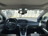 Hyundai Elantra-9