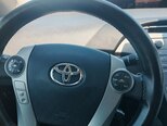 Toyota Prius-13