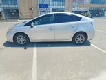 Toyota Prius-7