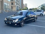 Mercedes E 270-4