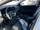 Hyundai Elantra-17
