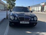 Mercedes E 220-1