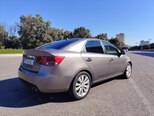 Kia Cerato-5