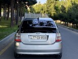 Toyota Prius-5