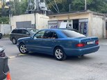 Mercedes E 240-3