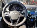 Hyundai Accent-14