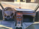 Mercedes 220 E-9