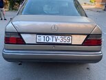 Mercedes 230 E-2