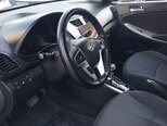 Hyundai Accent-7
