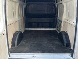 Ford Transit-8