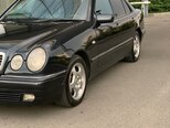 Mercedes E 320-2