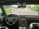 Mercedes E 320-8