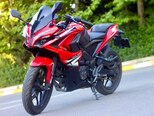 Bajaj Pulsar RS 200-1