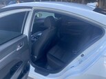 Hyundai Elantra-10