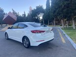 Hyundai Elantra-6