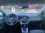 Hyundai Elantra-8
