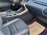 Lexus NX 300-9