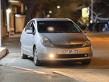 Toyota Prius-1