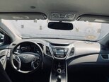 Hyundai Elantra-4