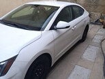 Hyundai Elantra-12
