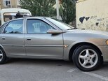 Opel Vectra-17
