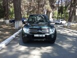 Mitsubishi Pajero-1