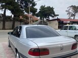 Opel Omega-2