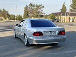 Mercedes E 320-5