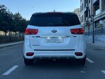 Kia Carnival-9
