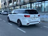 Kia Carnival-10
