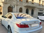 Hyundai Genesis-4