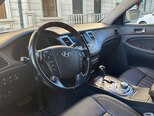 Hyundai Genesis-8