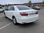 Toyota Camry-3