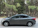 Hyundai Elantra-11
