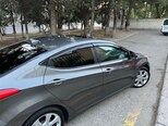 Hyundai Elantra-17