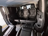 Mercedes V 220-9