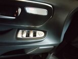 Mercedes V 220-11