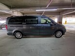Mercedes V 220-2
