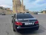 Mercedes E 220-3
